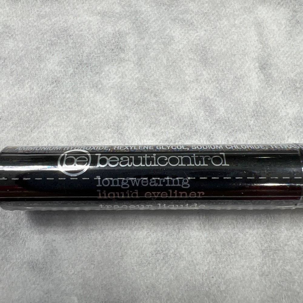 Beauticontrol liquid eyeliner. New sealed package. Black
